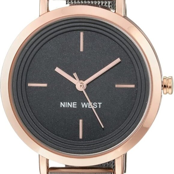 Luxurious Women's Mesh Bracelet Watch with Black Dial and Rose Gold Details